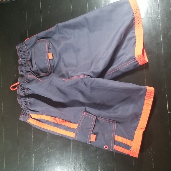 U.S. Apparel Boy's Red and Navy Blue Swim Trunks Size M (10) - Picture 4 of 6